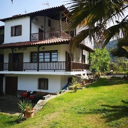 Villa Next To The Beach